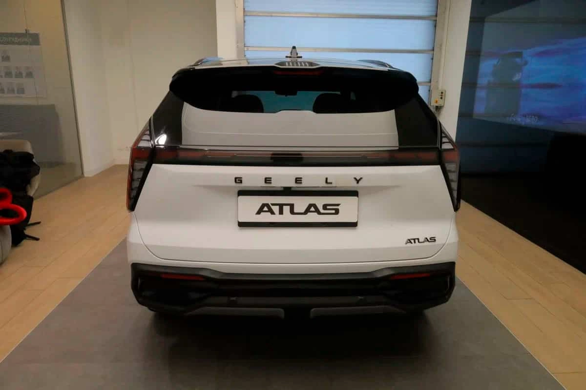 Geely Atlas Новый