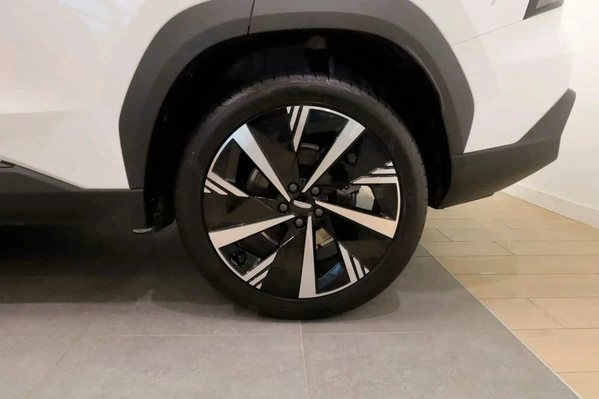 Geely Atlas Новый