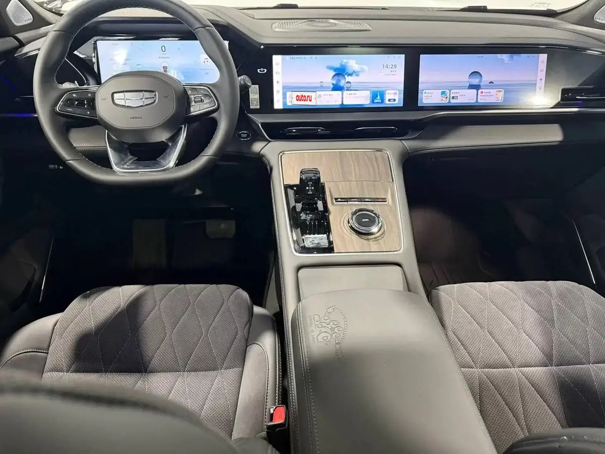 Geely Monjaro Новый