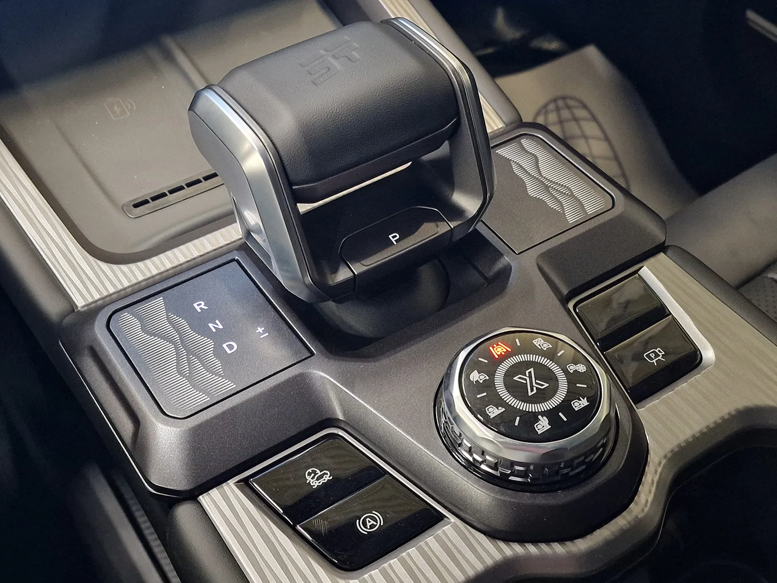 Jetour T1