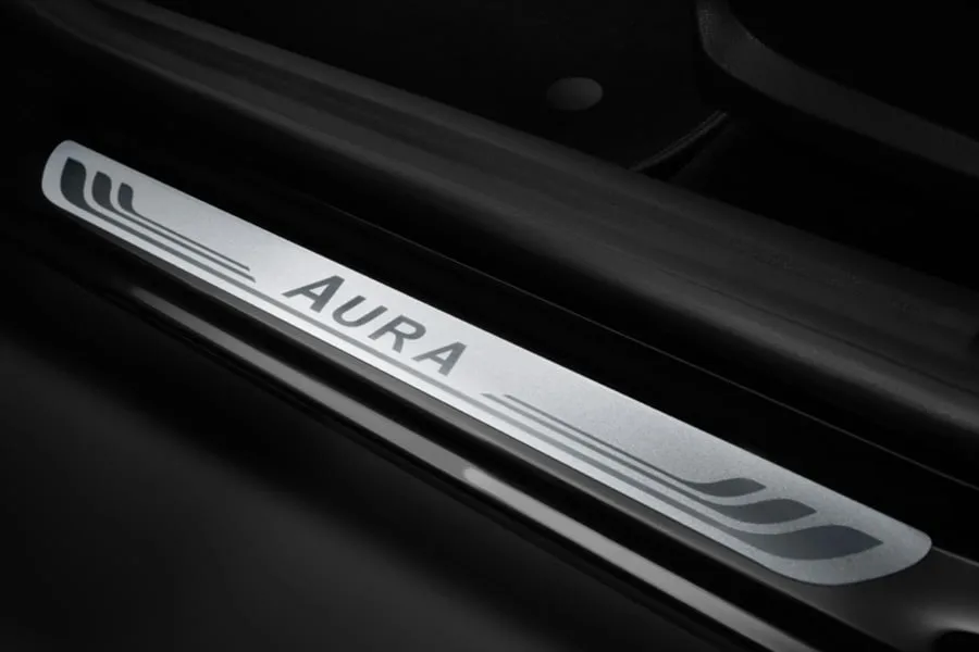Lada Aura