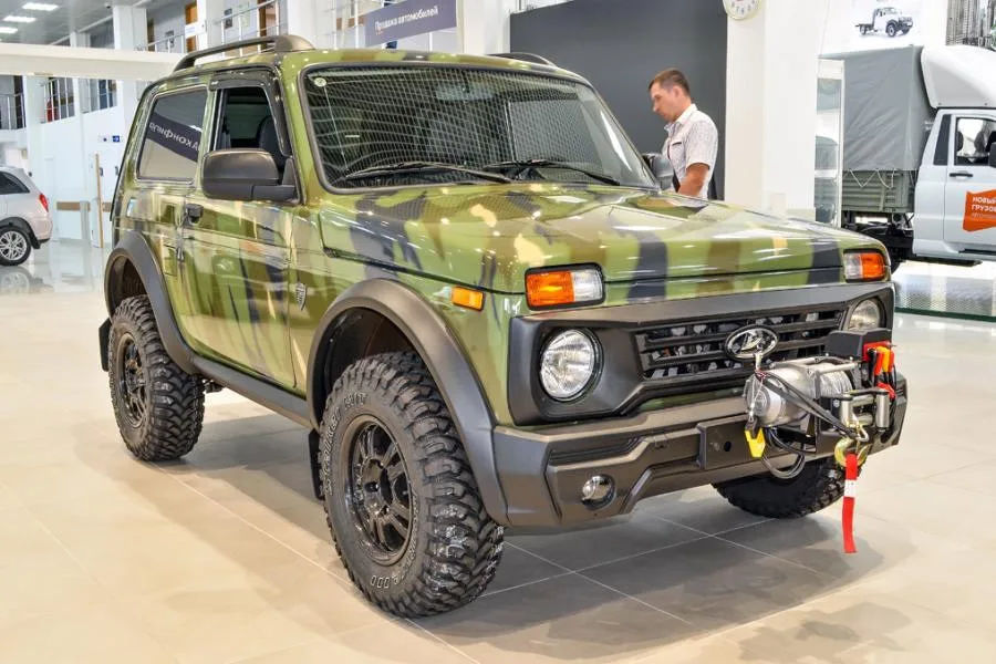 Lada Niva Bronto
